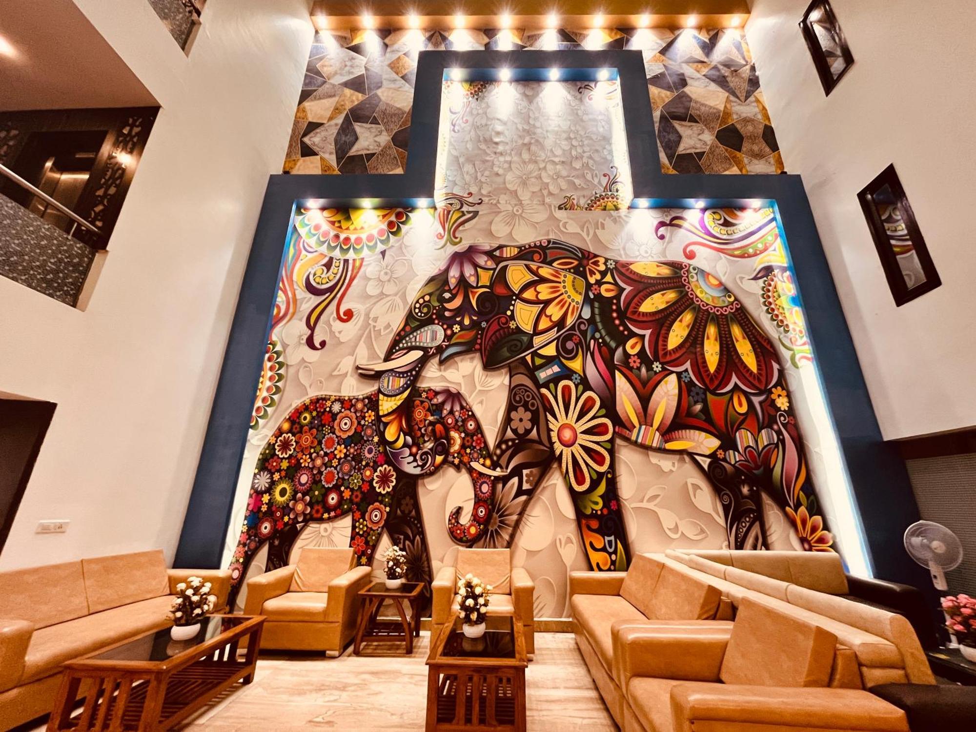 Hotel The Gold Inn - Karol Bagh Delhi Екстер'єр фото