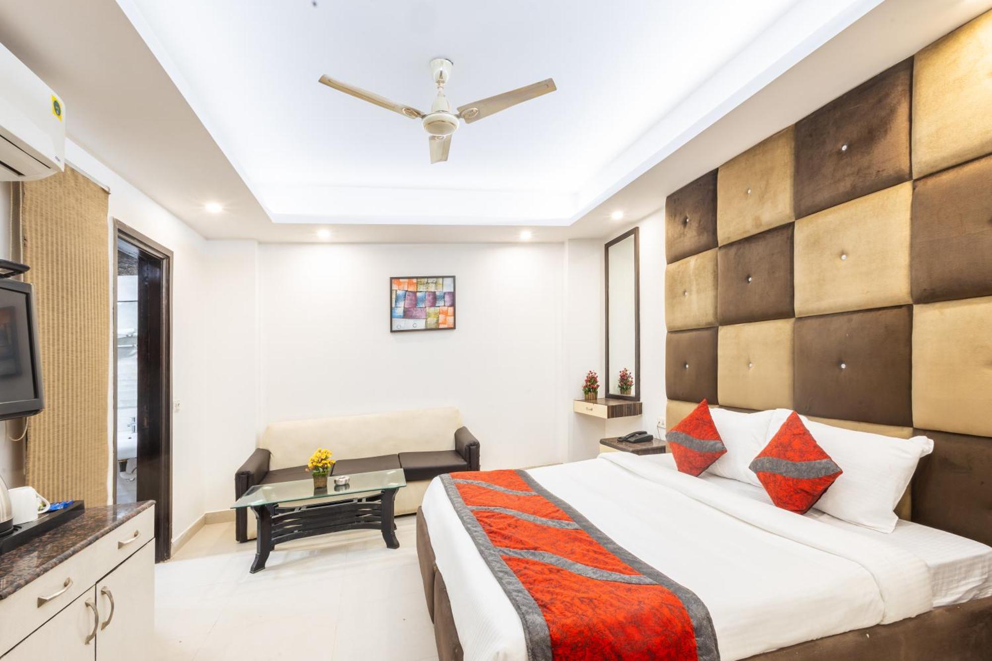 Hotel The Gold Inn - Karol Bagh Delhi Екстер'єр фото