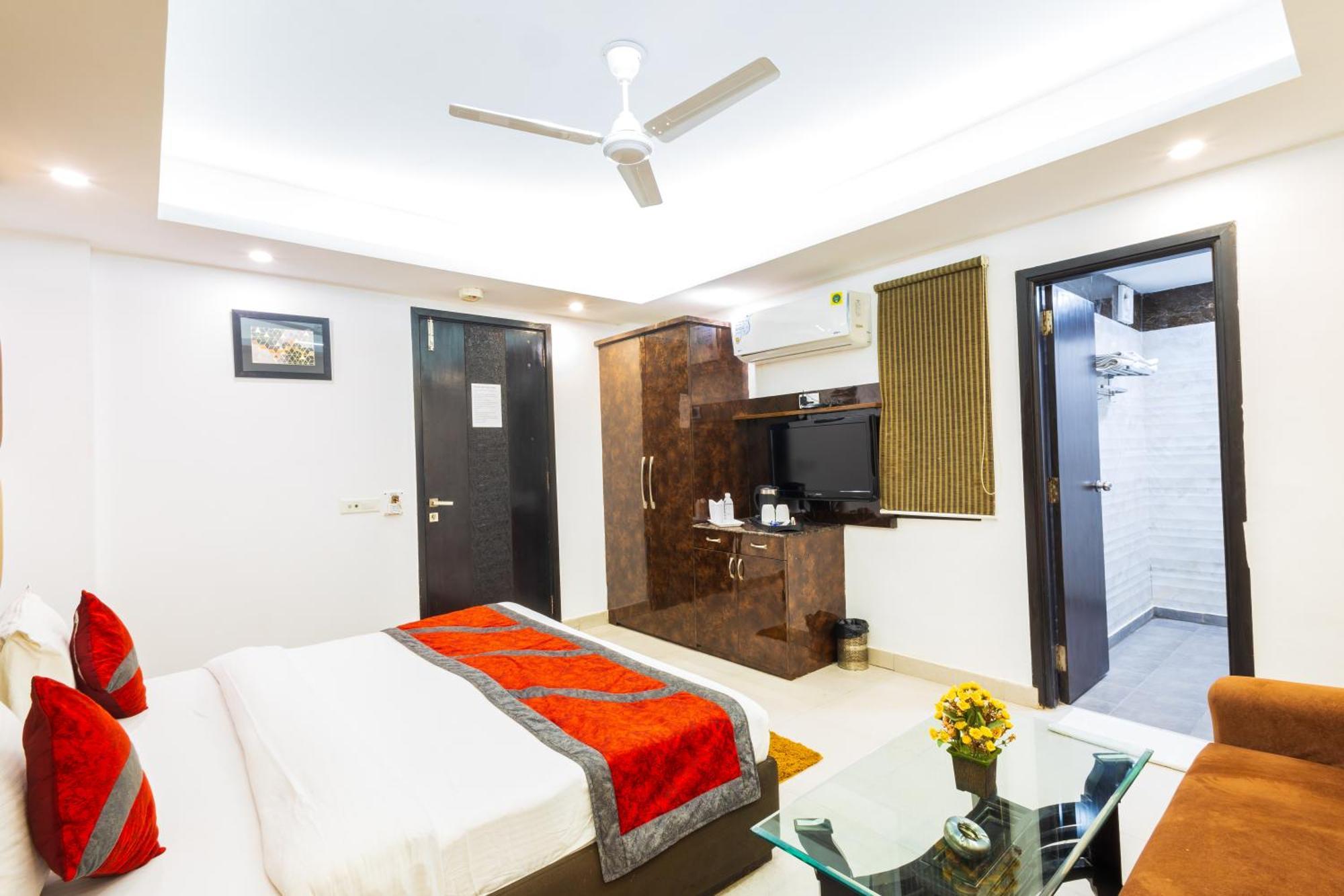 Hotel The Gold Inn - Karol Bagh Delhi Екстер'єр фото