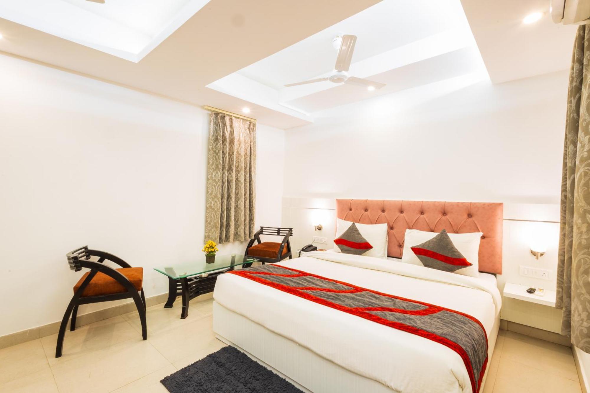 Hotel The Gold Inn - Karol Bagh Delhi Екстер'єр фото