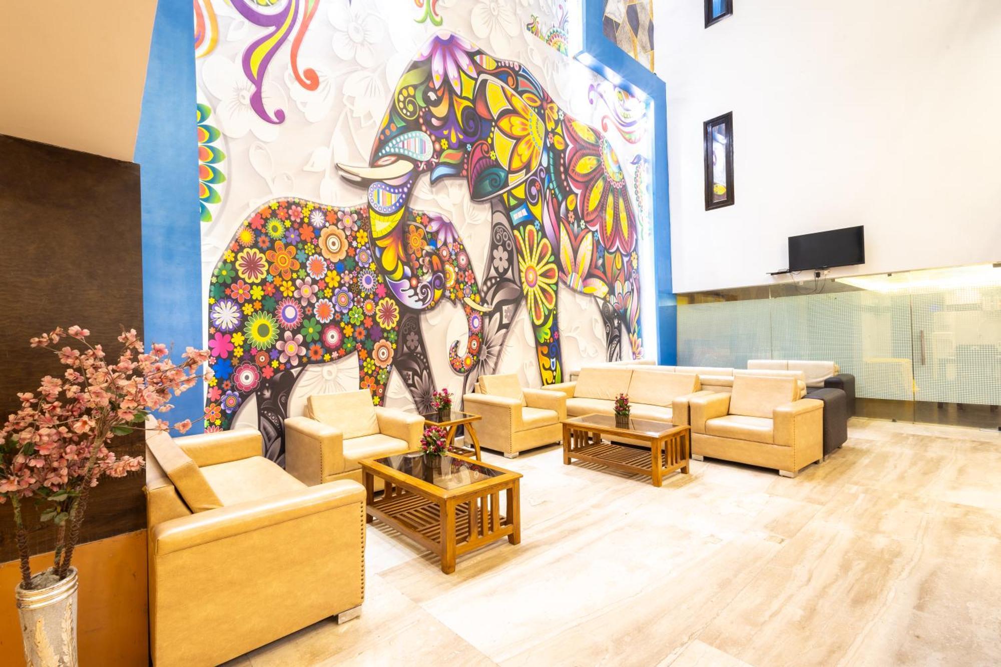 Hotel The Gold Inn - Karol Bagh Delhi Екстер'єр фото